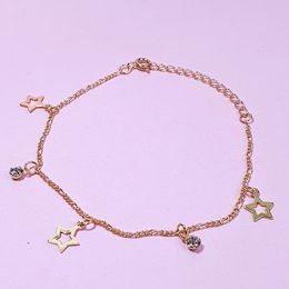 pulseira-folheada-com-pingentes-estrelas-vazadas-e-strass
